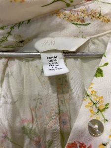 H&amp;M Off White DRESS