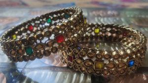 Set of 2 Vintage Bangles