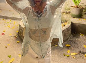 Art Decorat Mesh Eye Catching Lace Top