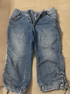 Capri Denim Pants