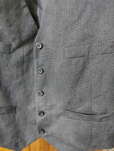Kenneth Cole Reaction- Grey Vest M
