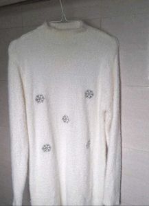 White Fuzzy Sweater 🤍