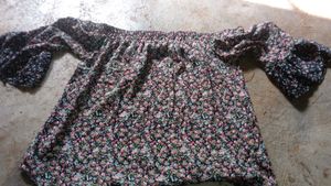 Floral Off-Shoulder Top