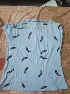 Feather Print Tee