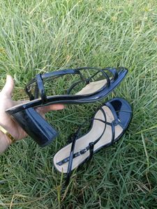 black strappy  classy heel