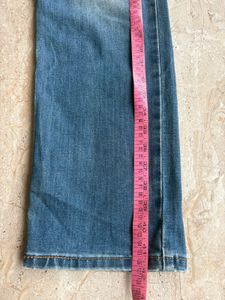 LEVI’S JEANS (for men) ✨