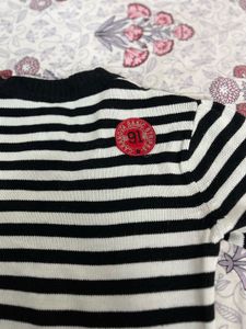 Black and white, beautiful sweater