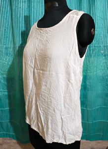Size S/M🎁Buy 2 Get 1 Free🎁 White Sleeveless Top
