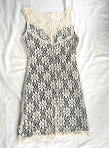 Bodycon Lace Mini Dress