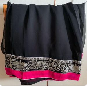 Elegant Black &amp; Pink Embroidered Saree