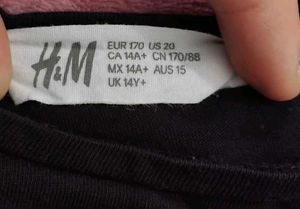 H&amp;M T Shirt