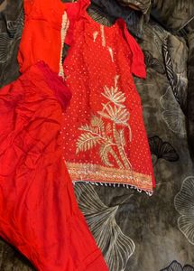 Red Embroidered boutique suit❤️🎀🦋