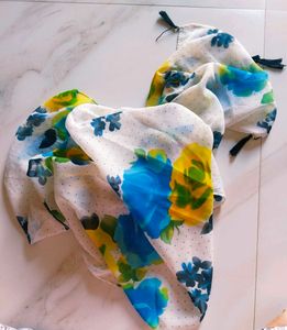 Floral Print Dupatta