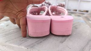 Cute Bow Flip Flops