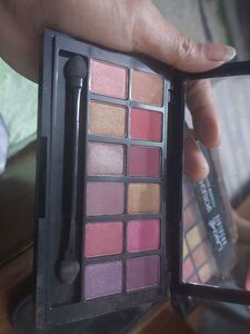 Lakme Absolute Eye Shadow
