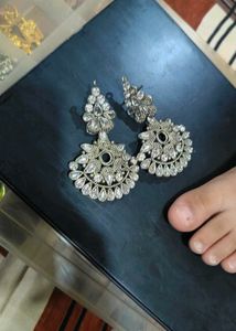earings