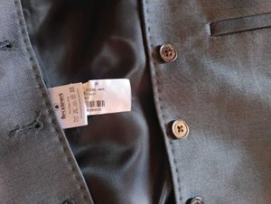 Blackberry Mens Suit