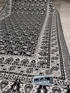 Beautiful Black &amp; White Kani Warm Shawl