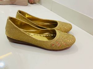 Golden Jutii