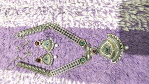 Oxidised Neckpiece With Stud