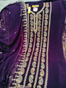 Pakistani Suit