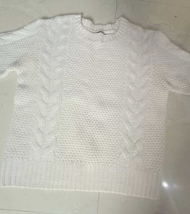 Cozy White Knit Pullover Sweater