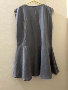 Chic Sleeveless Peplum Top