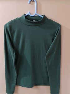 Green Mock Neck Long Sleeve Top