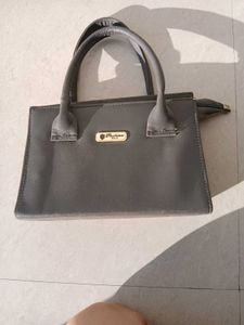 Italy Corner Hand Bag
