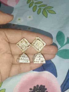 White Jhumke🤍