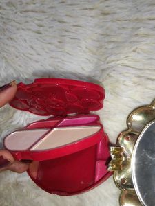 makeup kit