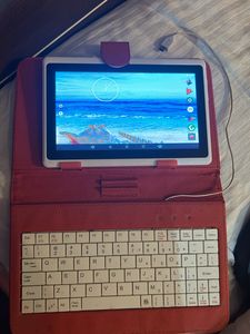 4G IKALL Andriod Tablet With Keyboard