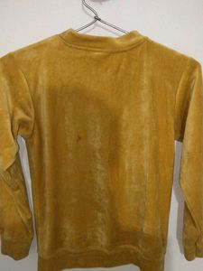 Beautiful sequenced top.
