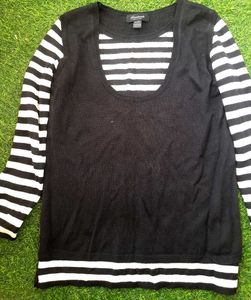 🔥SALE🔥Stripe Sweatshirt M Or L