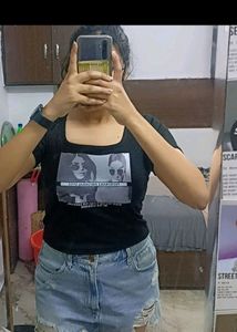 Y2k Graphic Deep Neck Crop Top