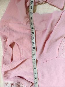 BOGO🎁Buy One Get 1 Free🎁 Pink Top Size M