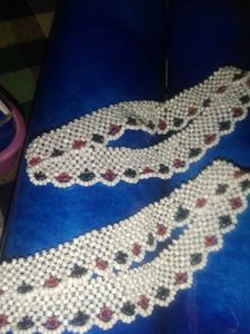 white pearl anklet