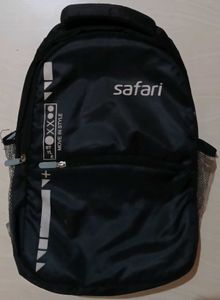 SAFARI Laptop Backpack-College/Office (Black)