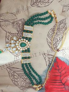 Elegant Green Beaded Necklace