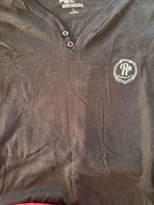 Roadster Black V-Neck T-Shirt