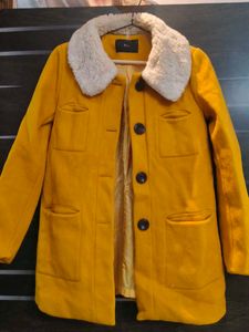 Stylish Yellow Coat with Fur Collar