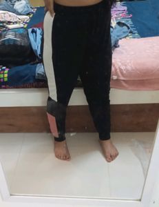 Black Joggers (Women&#39;s)