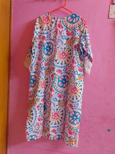 Women Printed Cotton Blend Kurta