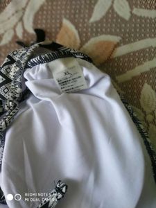 Black &amp; White Swimsuit 3 Pieces