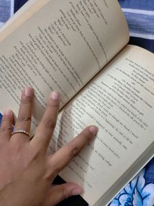 Chetan Bhagat - Half Girlfriend
