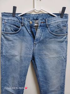 Faint Blue Jeans Size 34