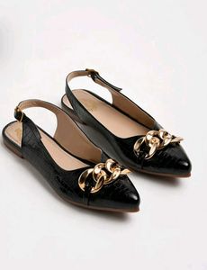 Black Chain Accent Flats