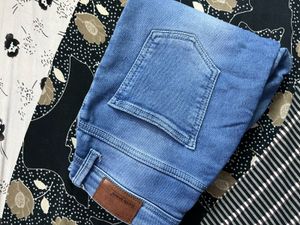 Light Wash Denim Jeans