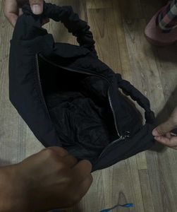 Black Handbag &amp; Shoulder Bag