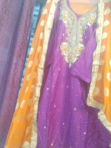 Shalwar Suit